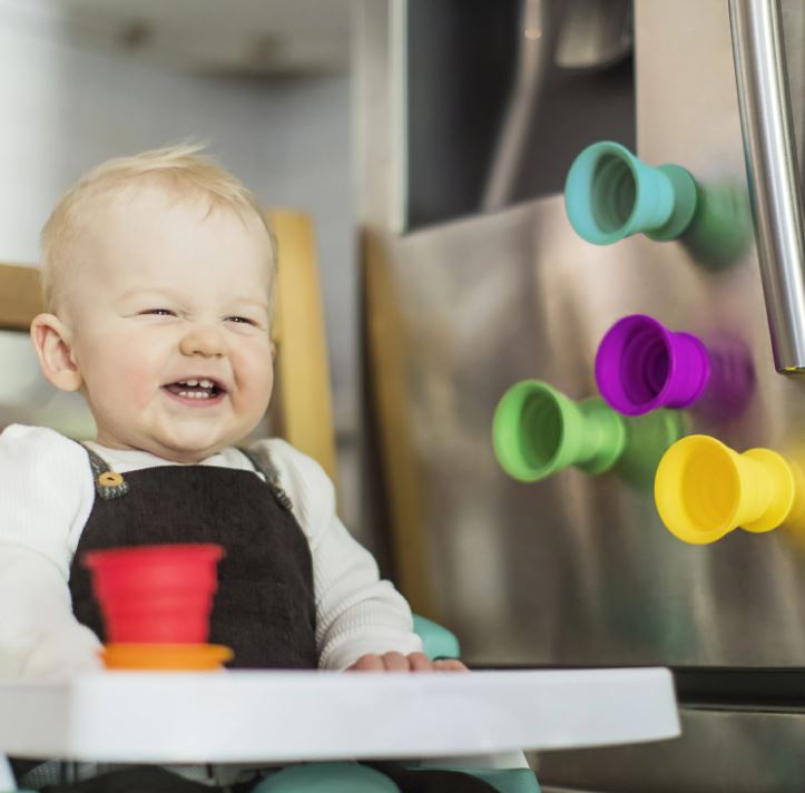 Развивающая игрушка Веселые стаканчики Baby Einstein 6 штук