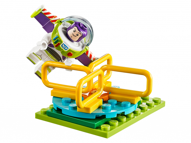 Конструктор LEGO Toy Story Приключения Базза и Бо Пип на детской площадке