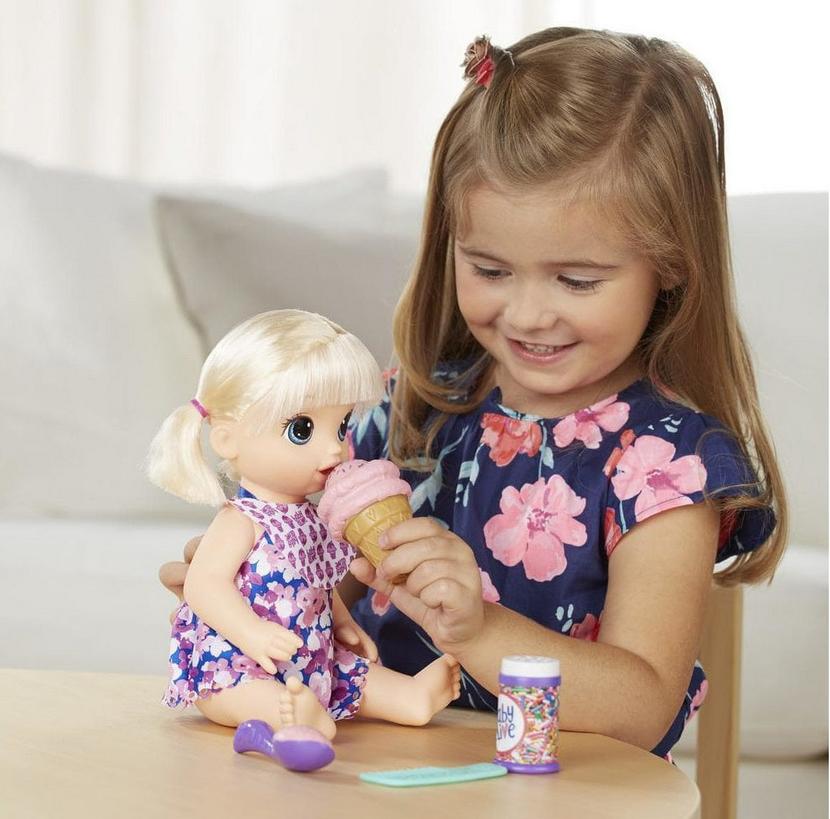 Ляльку для девочек. Куклы Беби Элайв. Кукла Беби Элайв Малютка. Hasbro Baby Alive малышка с мороженым, 31 см, c1090. Hasbro кукла c1090.