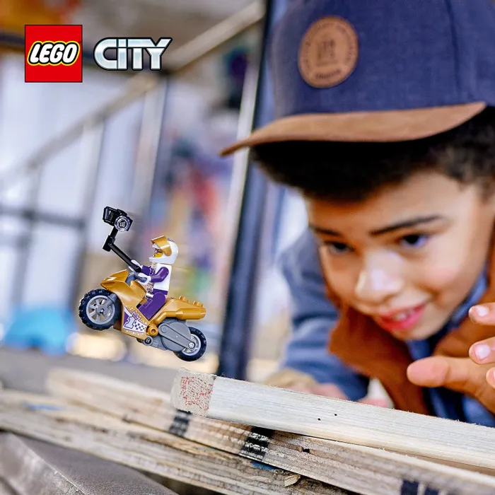 Конструктор LEGO City Stuntz Трюковый мотоцикл с экшн-камерой 14 деталей