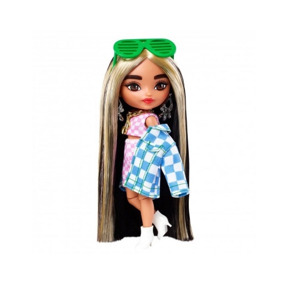 Кукла Barbie ЭкстраМинис 2 Модница в клетчатом жакете оверсайз
