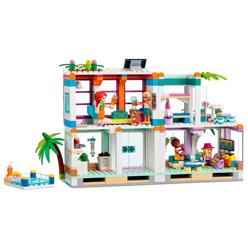 Конструктор LEGO Friends Пляжный дом для отдыха 686 элементов