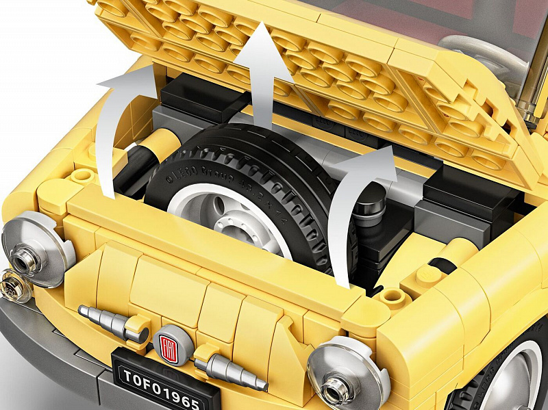 Конструктор LEGO Creator Expert Fiat 960 деталей