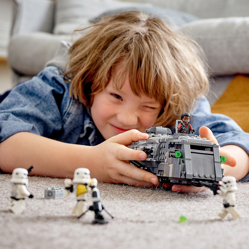 Конструктор LEGO Star Wars Имперский бронированный корвет типа Мародер