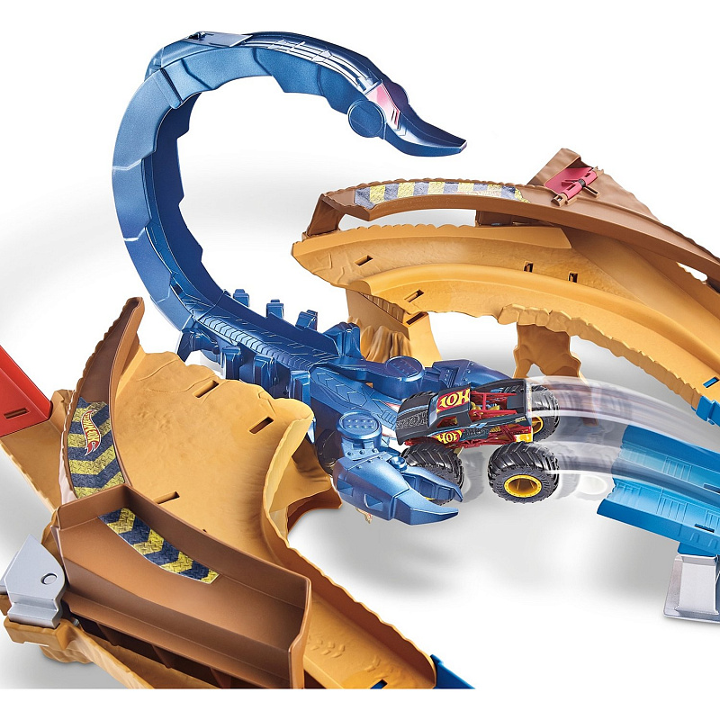 Игровой набор Гонка со скорпионом Hot Wheels Монстр-Трак 