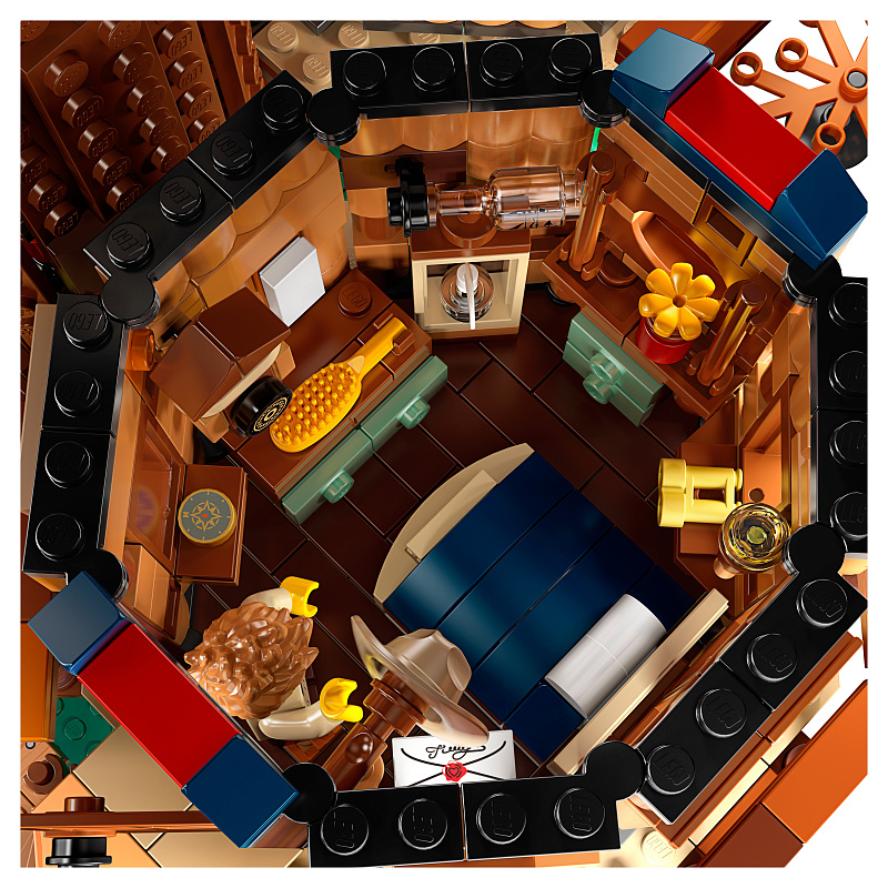 Конструктор LEGO Creator Дом на дереве 21318