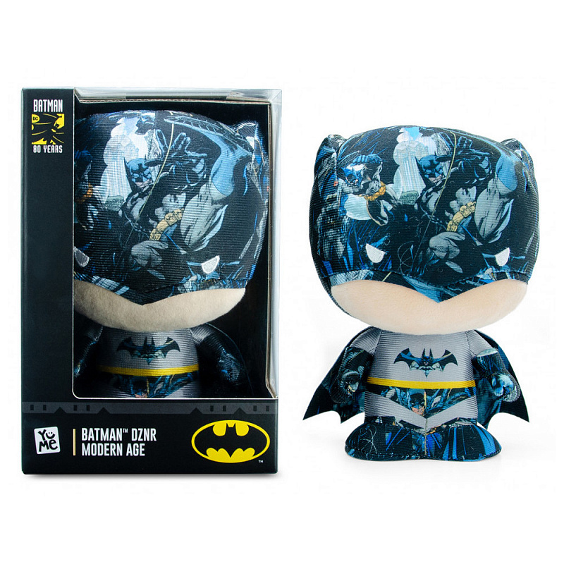 Коллекционная фигурка Бэтмен в голубом YuMe 17 см