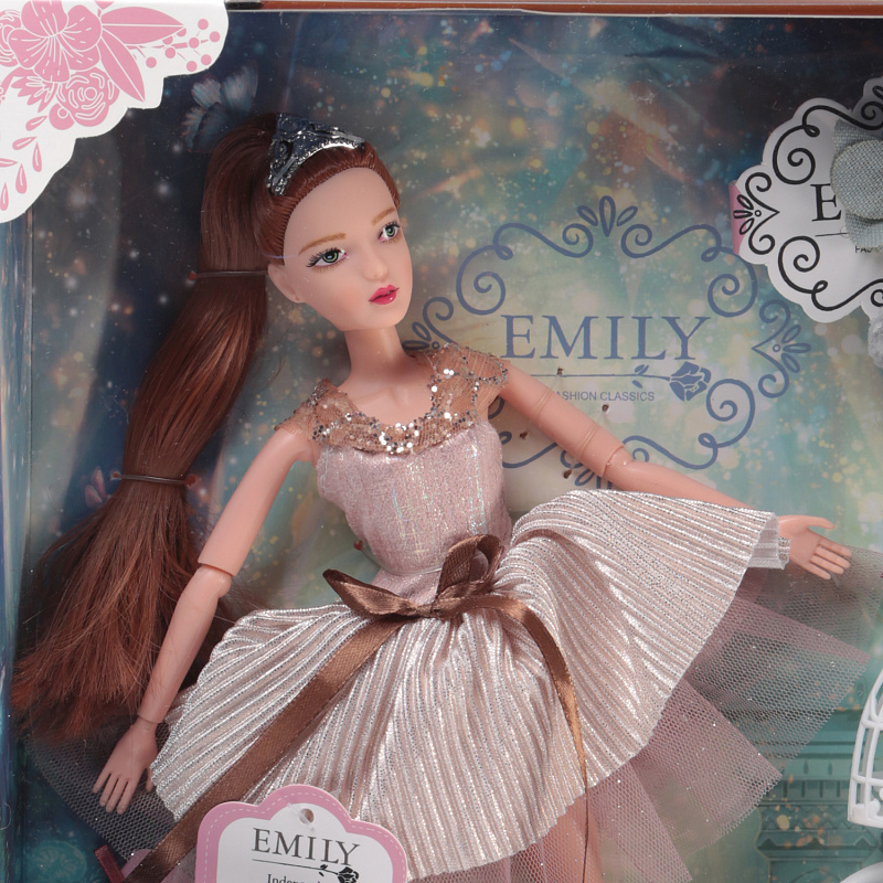 Кукла Эмили дизайнер модной одежды Emily коллекция Ванильное небо 28 см